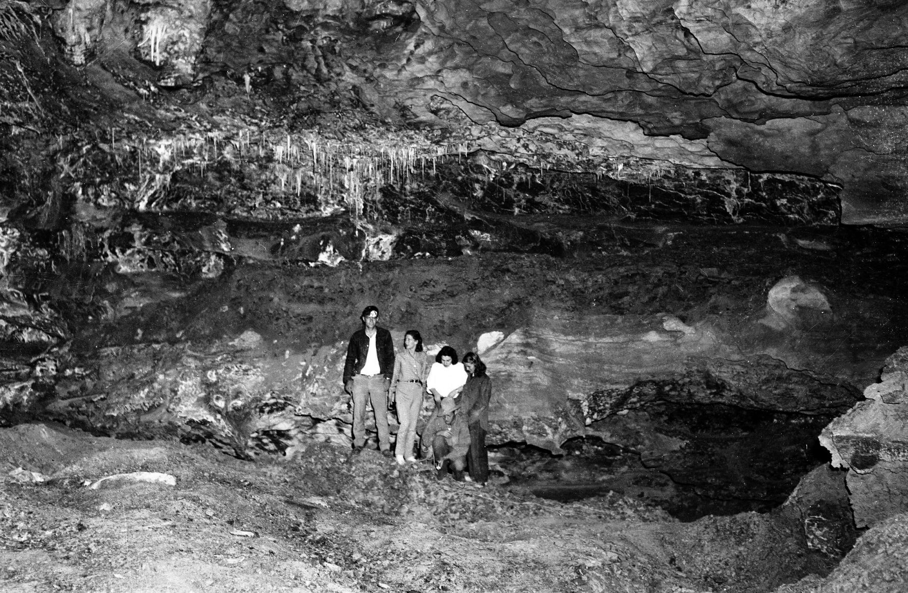 Peppersauce Cave in 1948